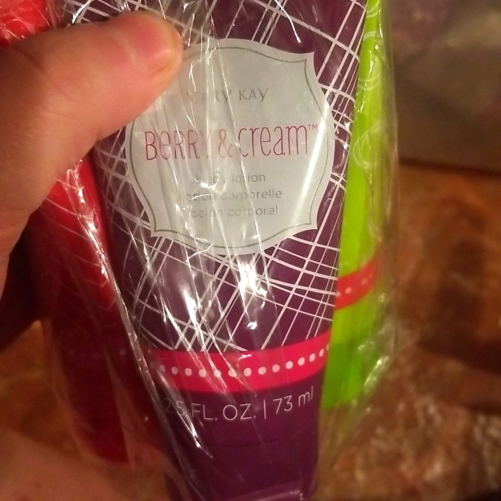 Mary kay 3 scent hand cream